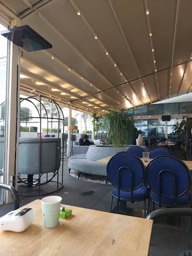 کافه رستوران درچه